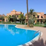 Coquet Appart Avec Wifi & Piscine