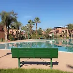 Coquet Appart Avec Wifi & Piscine
